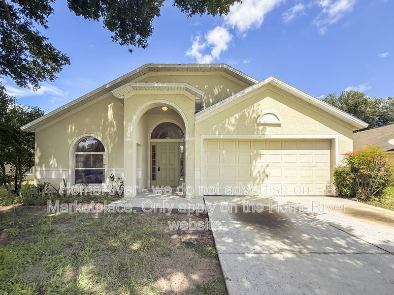 House for rent at 2272 Merry Rd, Tavares, FL 32778