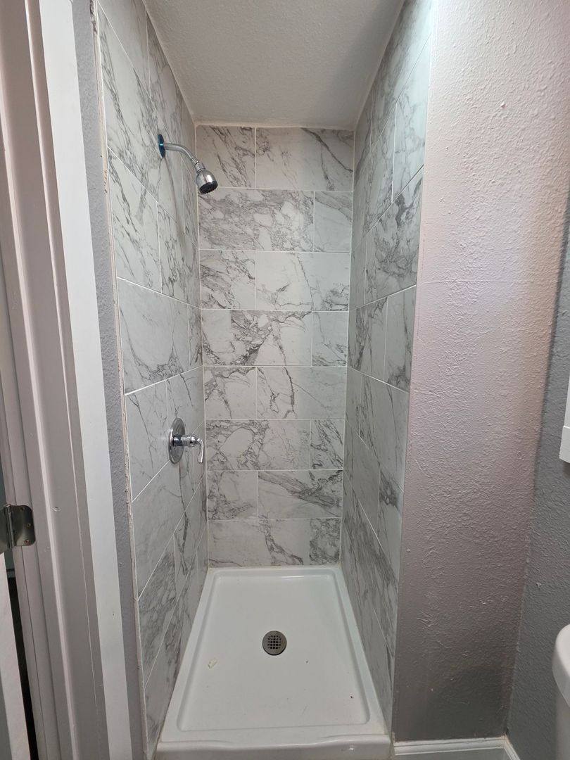 House for rent at 5429 College Ave, Kansas City, MO 64130