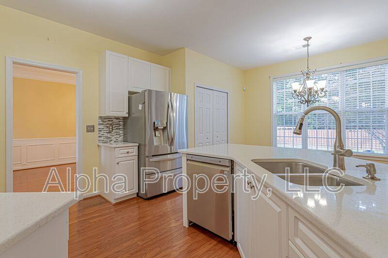 House for rent at 27 Lake Valley Court, Simpsonville, SC 29681