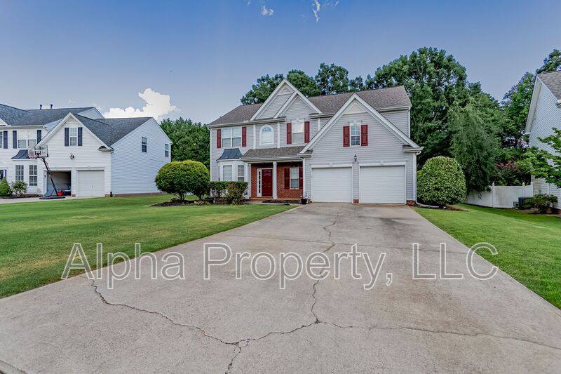 House for rent at 27 Lake Valley Court, Simpsonville, SC 29681