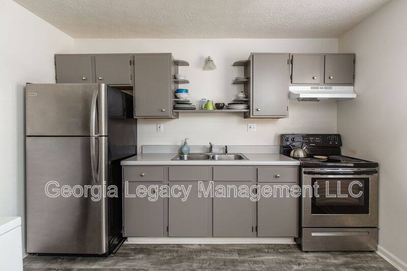 House for rent at 1852 Faulkner Dr, Commerce, GA 30529