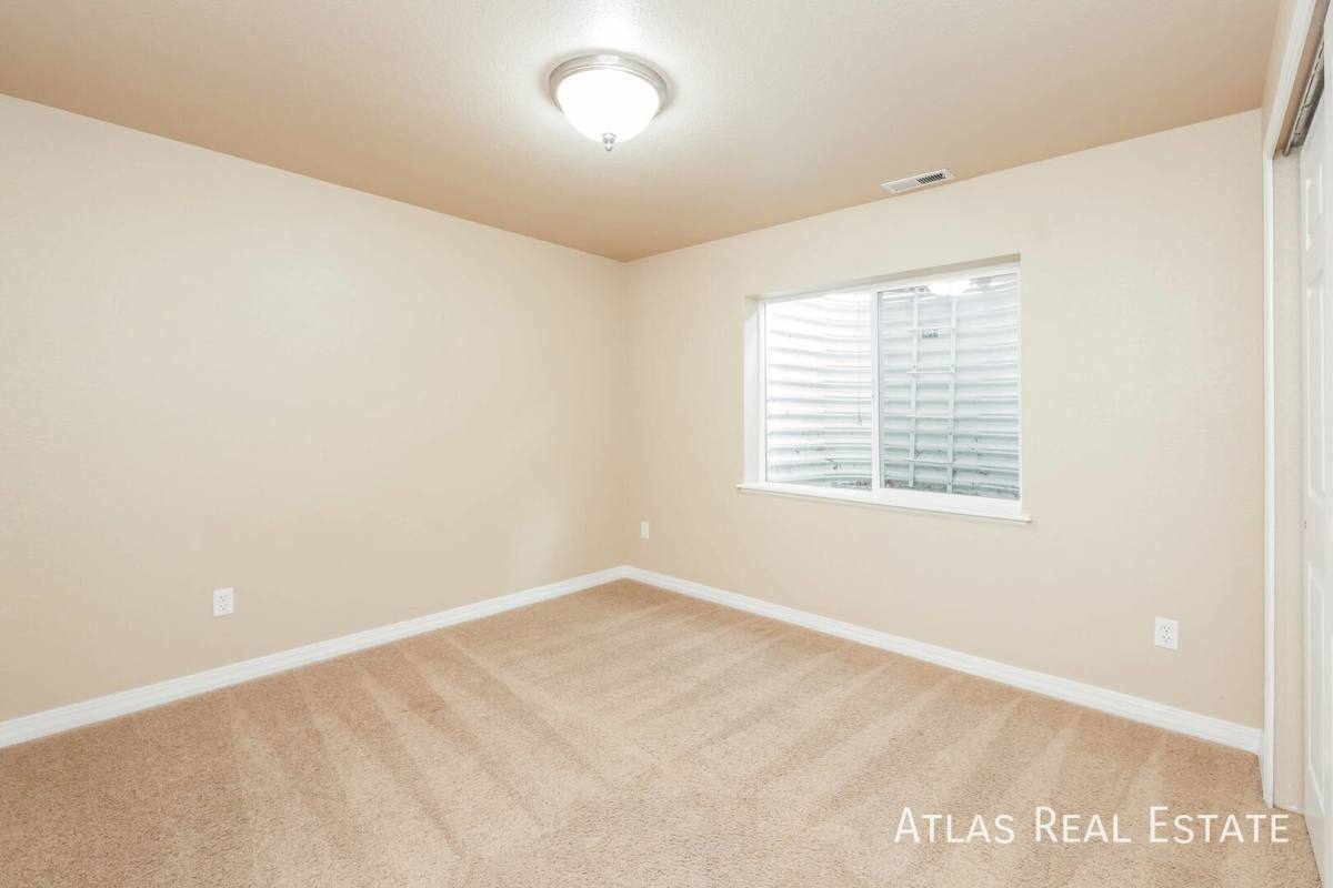 5828 Cumbre Vista Way, Colorado Springs, CO 80924 - House for Rent - Image 9