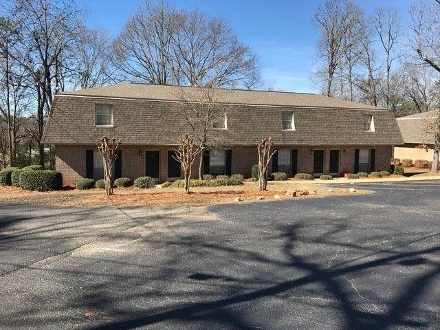 Apartment for rent at 1684 Ashland Highway, Talladega, AL 35160