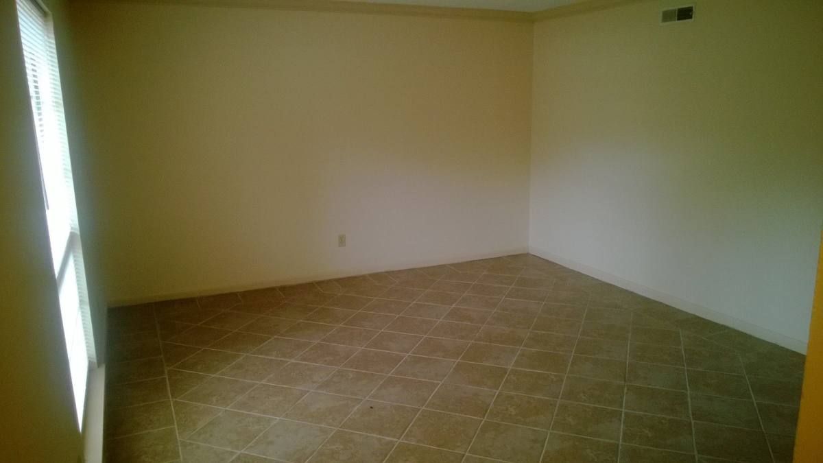 Apartment for rent at 1684 Ashland Highway, Talladega, AL 35160