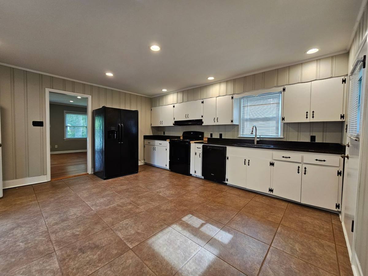 House for rent at 303 Brandywine Rd, Savannah, GA 31405