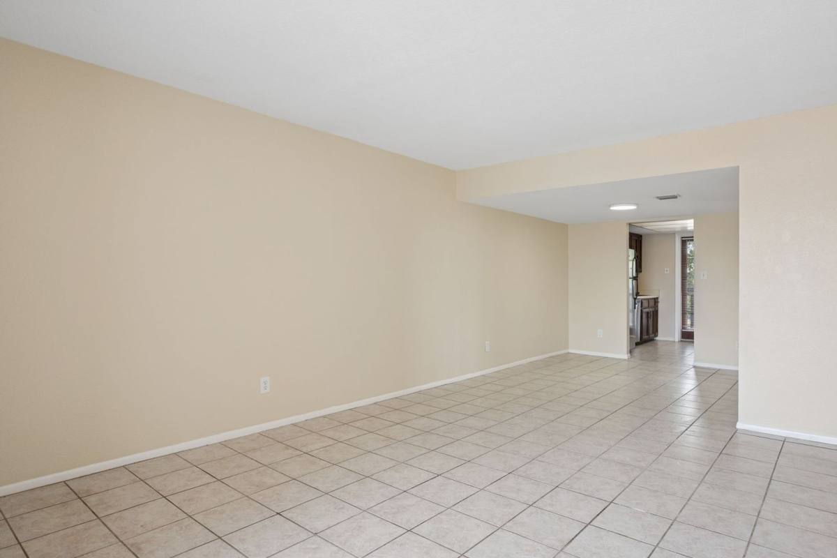 House for rent at 1927 E Hampton Ave, Mesa, AZ 85204