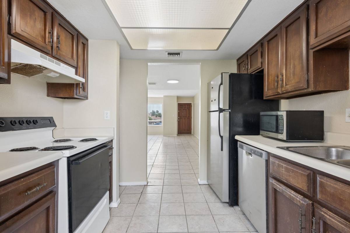 House for rent at 1927 E Hampton Ave, Mesa, AZ 85204