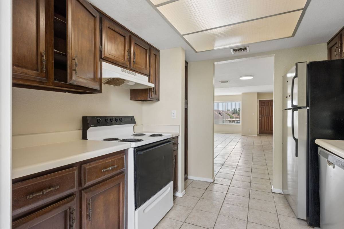 House for rent at 1927 E Hampton Ave, Mesa, AZ 85204