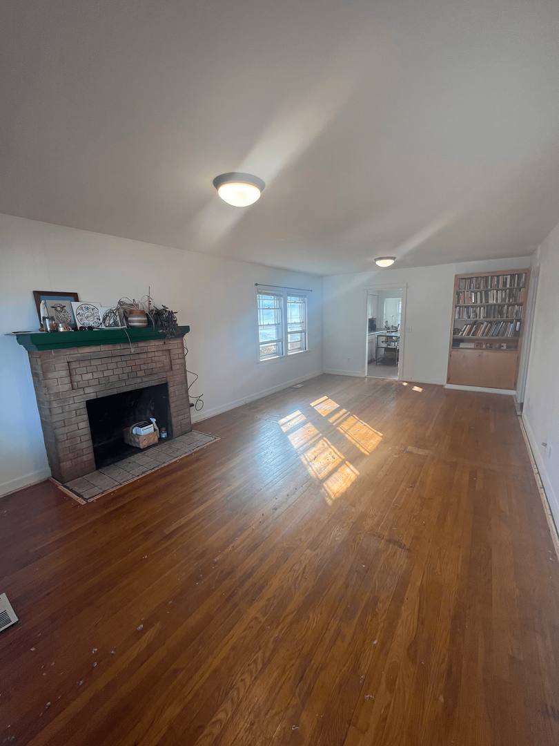 House for rent at 102 S 46th St, Tacoma, WA 98418