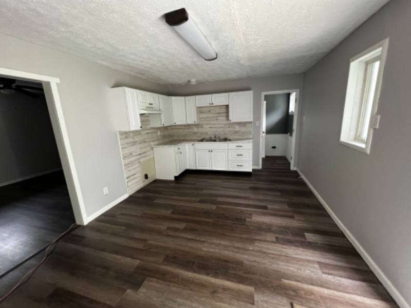 Apartment for rent at 210 S Mulberry St #B, Wilmington, OH 45177