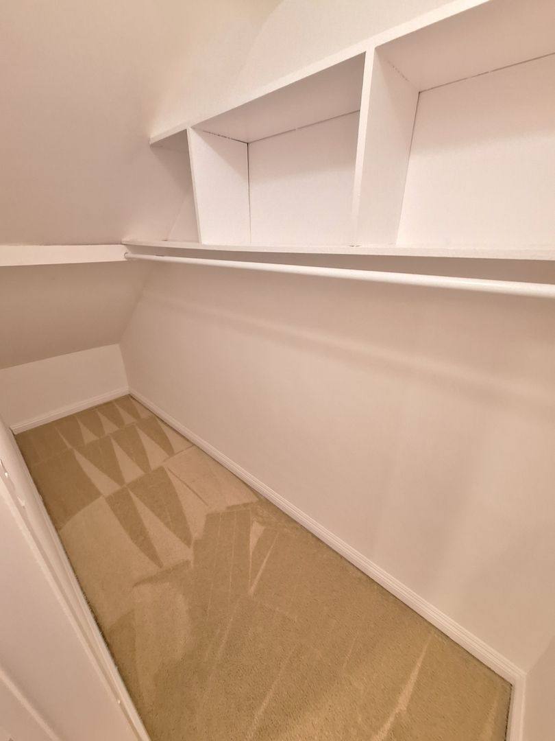 Apartment for rent at 1515 S Beverly Glen Blvd #3, Los Angeles, CA 90024