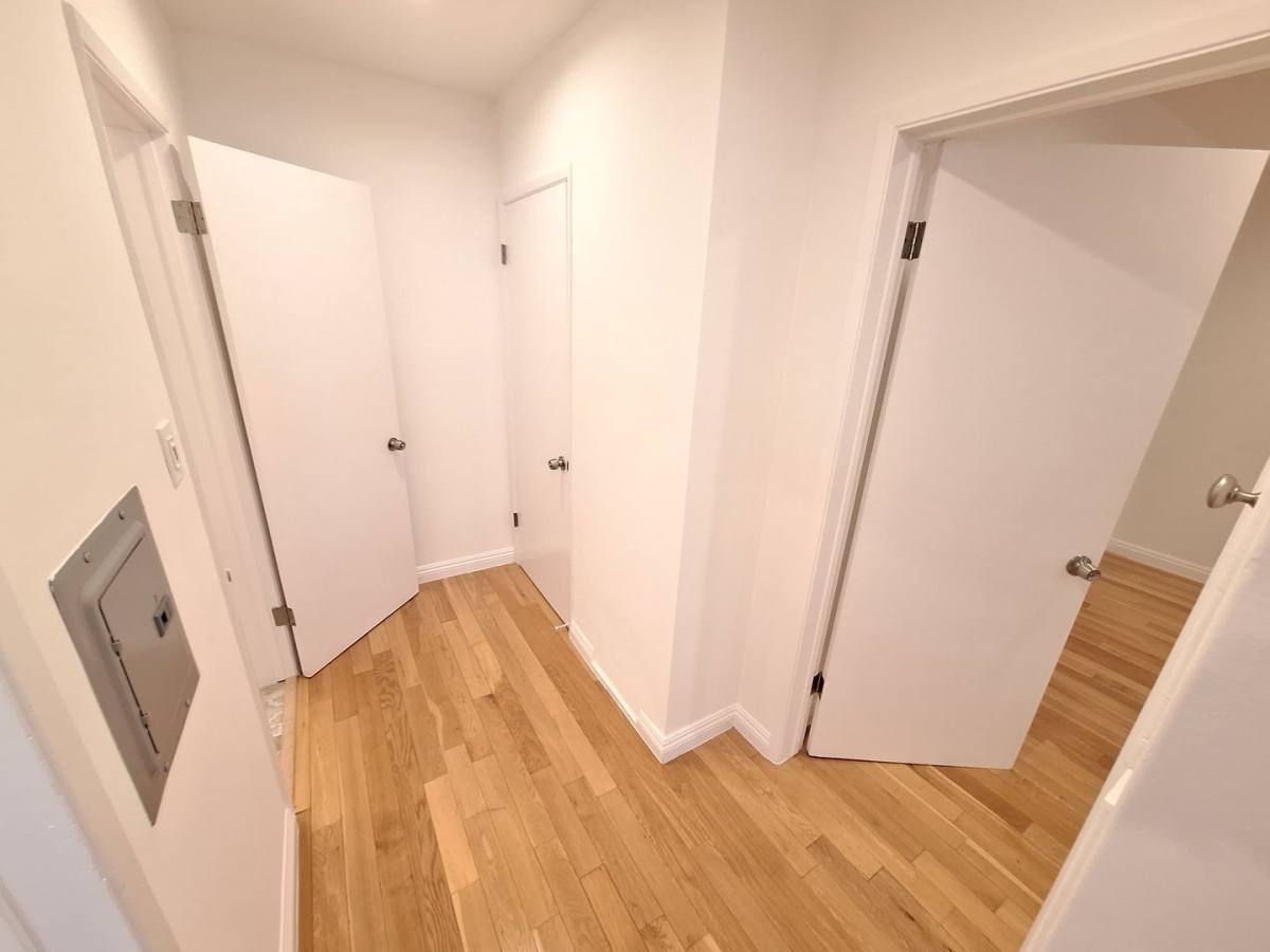 Apartment for rent at 1515 S Beverly Glen Blvd #3, Los Angeles, CA 90024