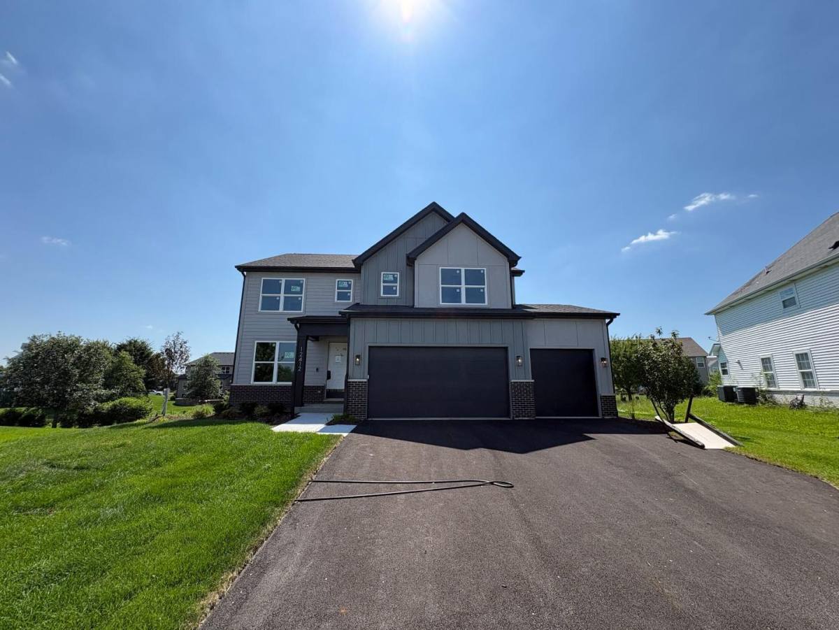 House for rent at 12412 Limerick Lane #KINGS Bridge Luxe II, Plainfield, IL 60585
