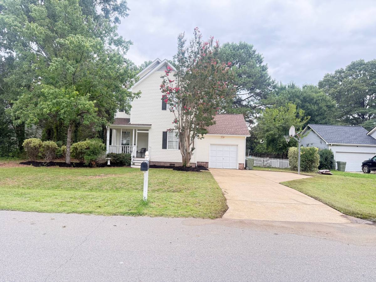 House for rent at 1112 Cotten Farm Dr, Fuquay Varina, NC 27526