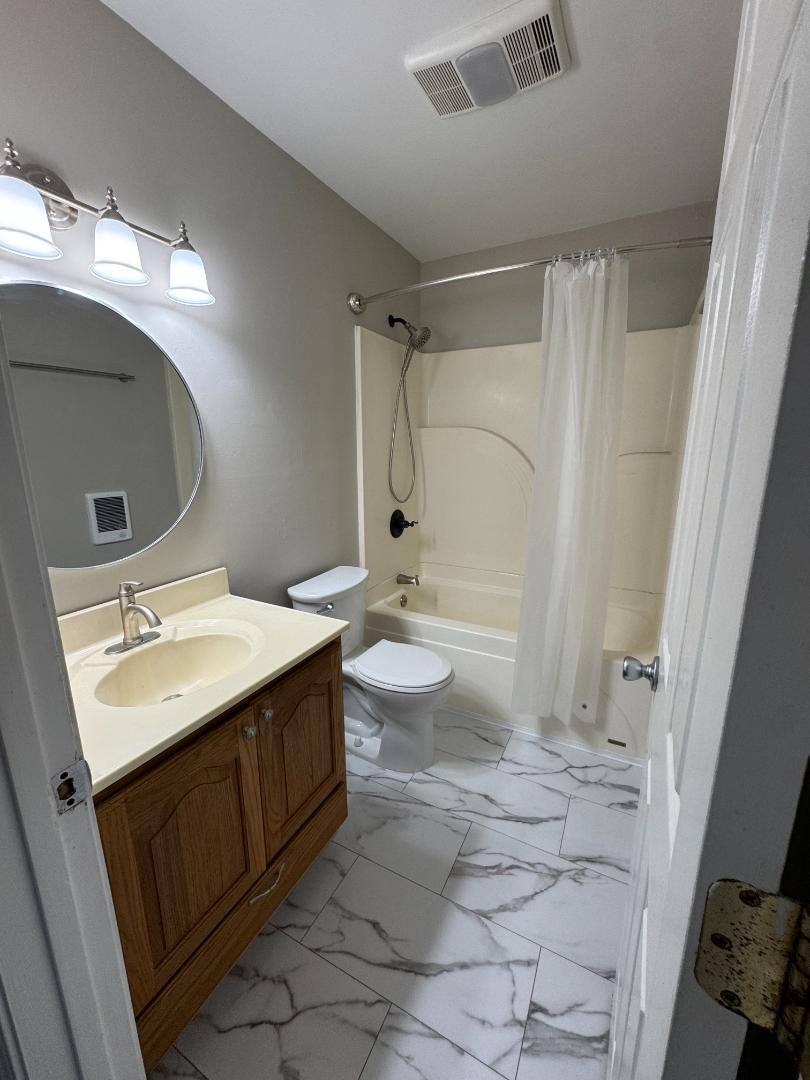 Apartment for rent at 4837 Greenfield Dr #2, Berrien Springs, MI 49103