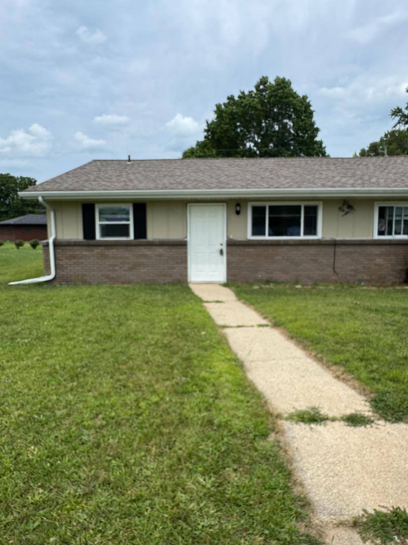Apartment for rent at 4837 Greenfield Dr #2, Berrien Springs, MI 49103