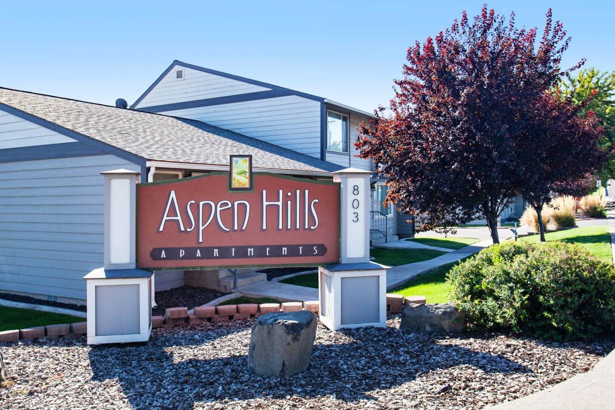 Townhouse for rent at 803 S Olympia St, Kennewick, WA 99336