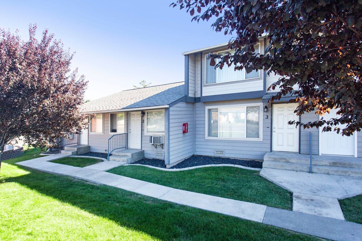 Townhouse for rent at 803 S Olympia St, Kennewick, WA 99336
