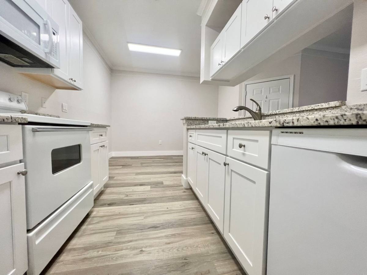 Apartment for rent at 11540 Villa Grand, Fort Myers, FL 33913