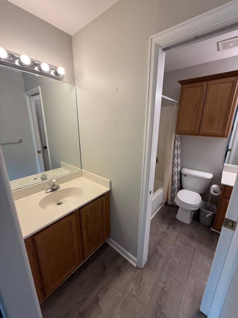 Apartment for rent at 605-607 21st, Golden, CO 80401