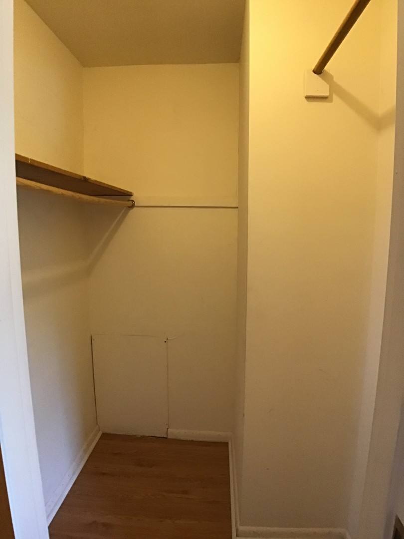 Apartment for rent at 804 6th St NW, Saint Paul, MN 55112