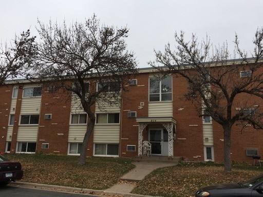 Apartment for rent at 804 6th St NW, Saint Paul, MN 55112