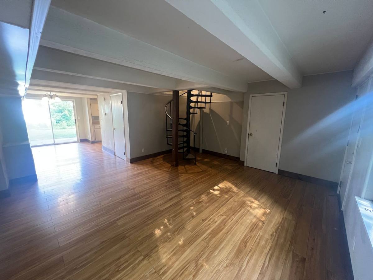 Apartment for rent at 147 Bradley St, Morgantown, WV 26505