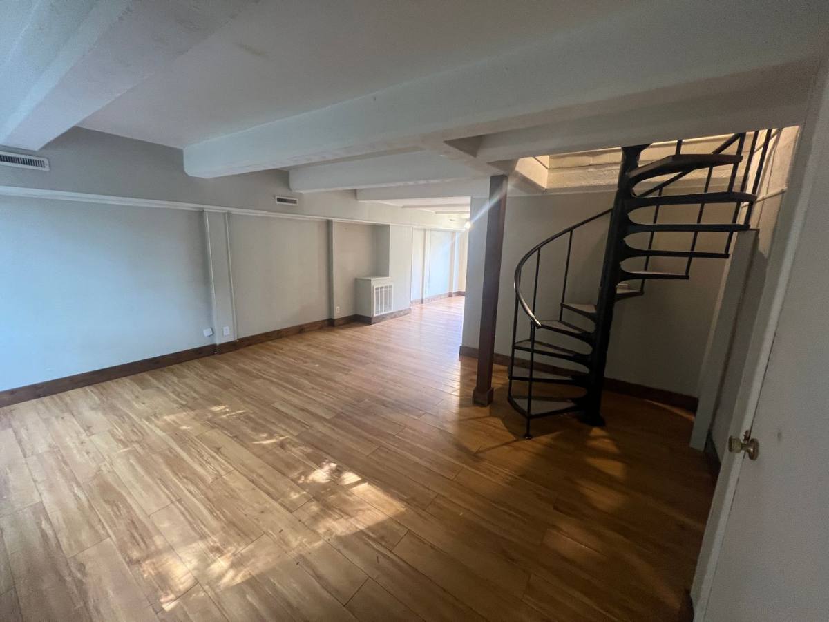 Apartment for rent at 147 Bradley St, Morgantown, WV 26505