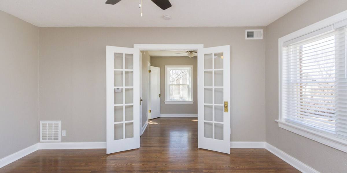 Apartment for rent at 3940 Holmes St, Kansas City, MO 64110