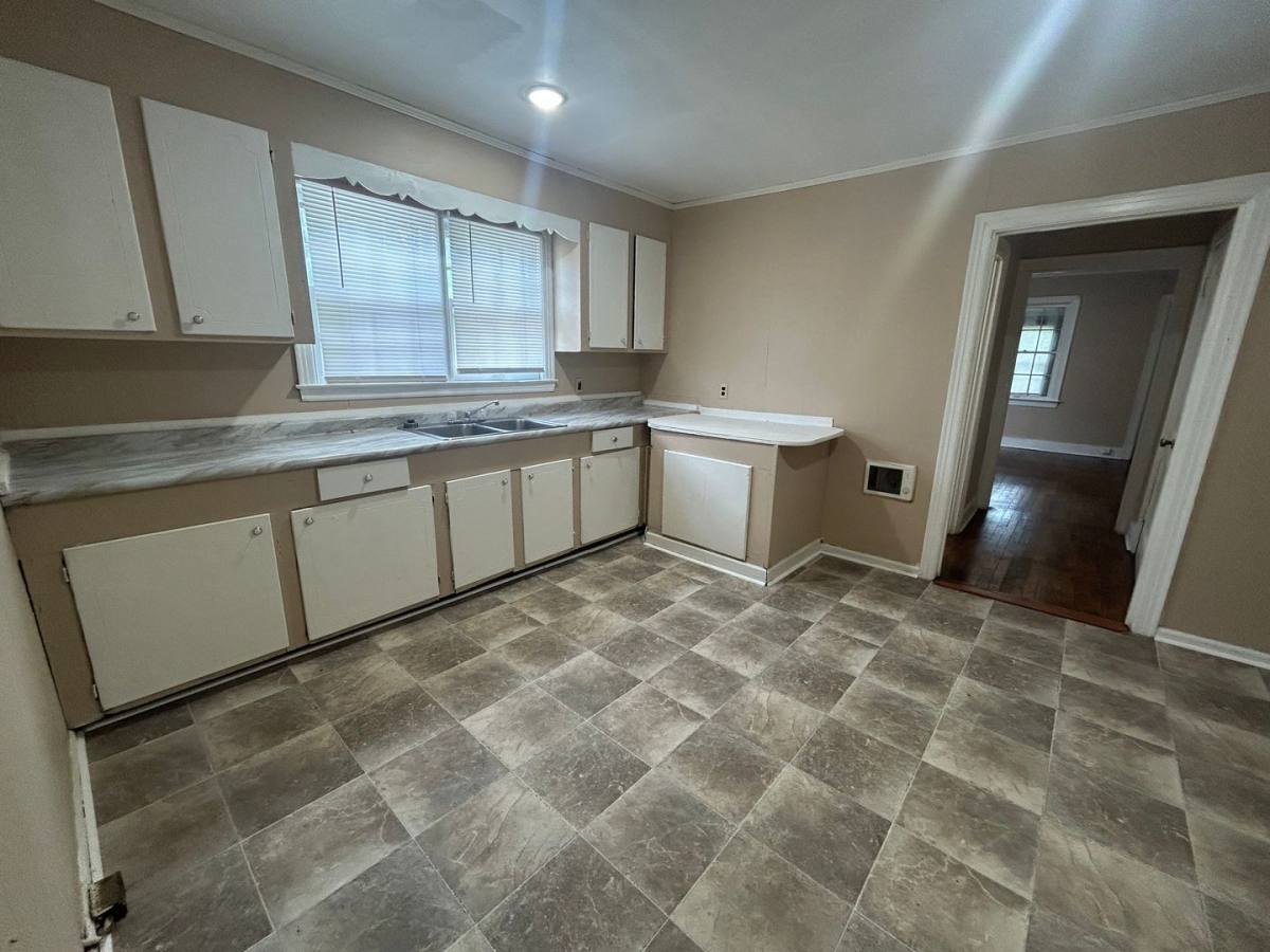 Apartment for rent at 607 Hatchie St, Brownsville, TN 38012