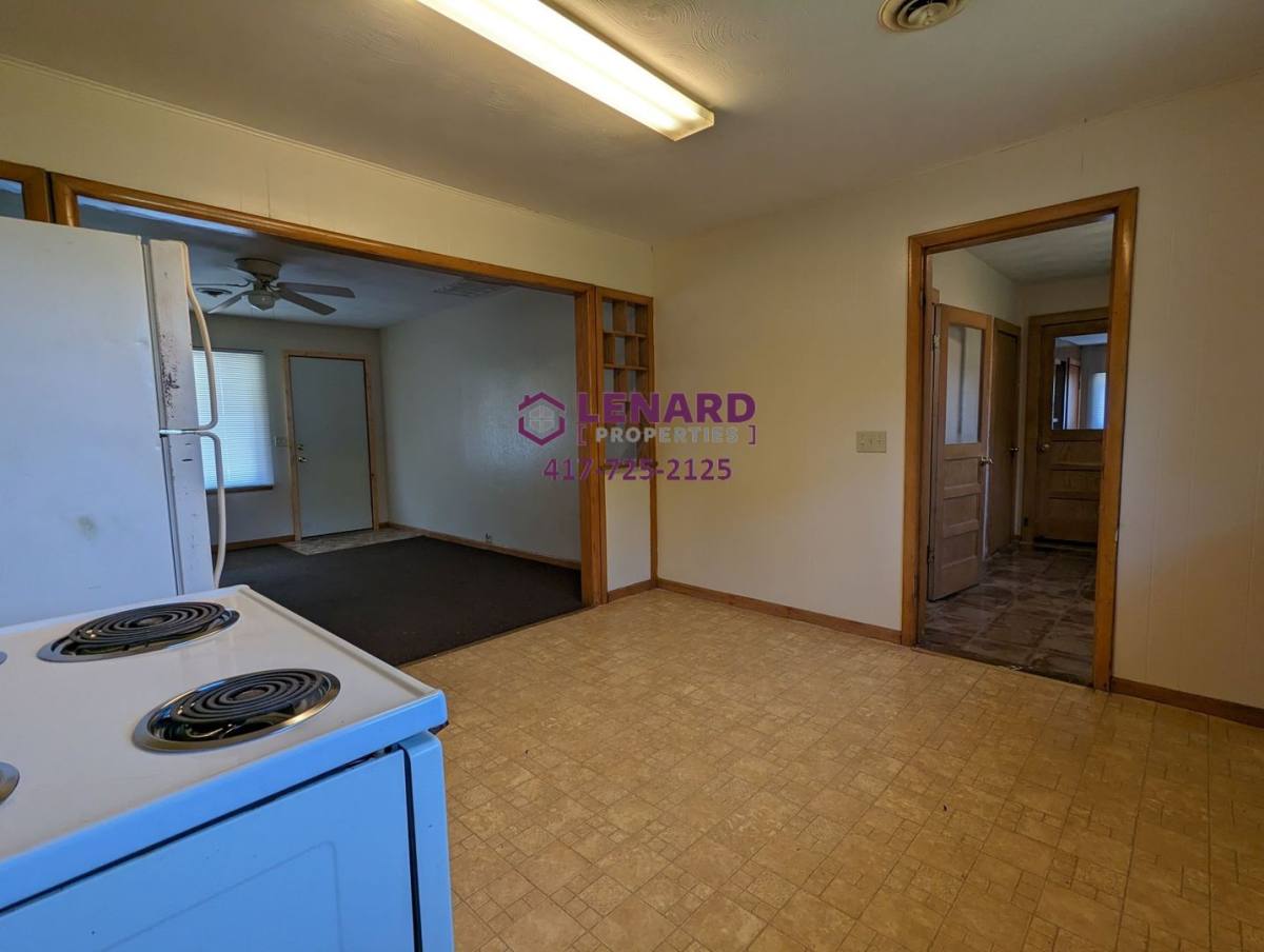 House for rent at 723 E College, Bolivar, MO 65613
