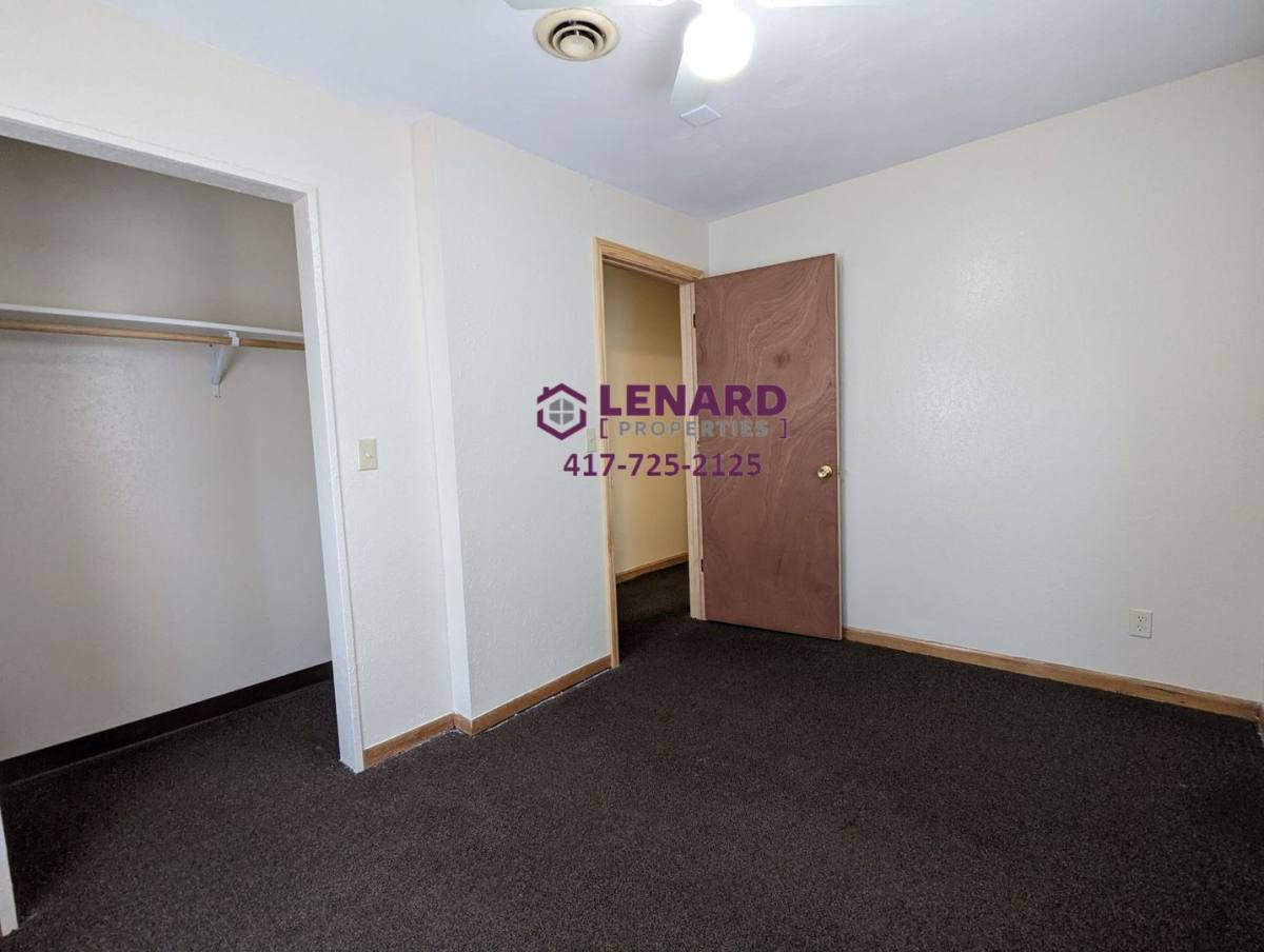 House for rent at 723 E College, Bolivar, MO 65613