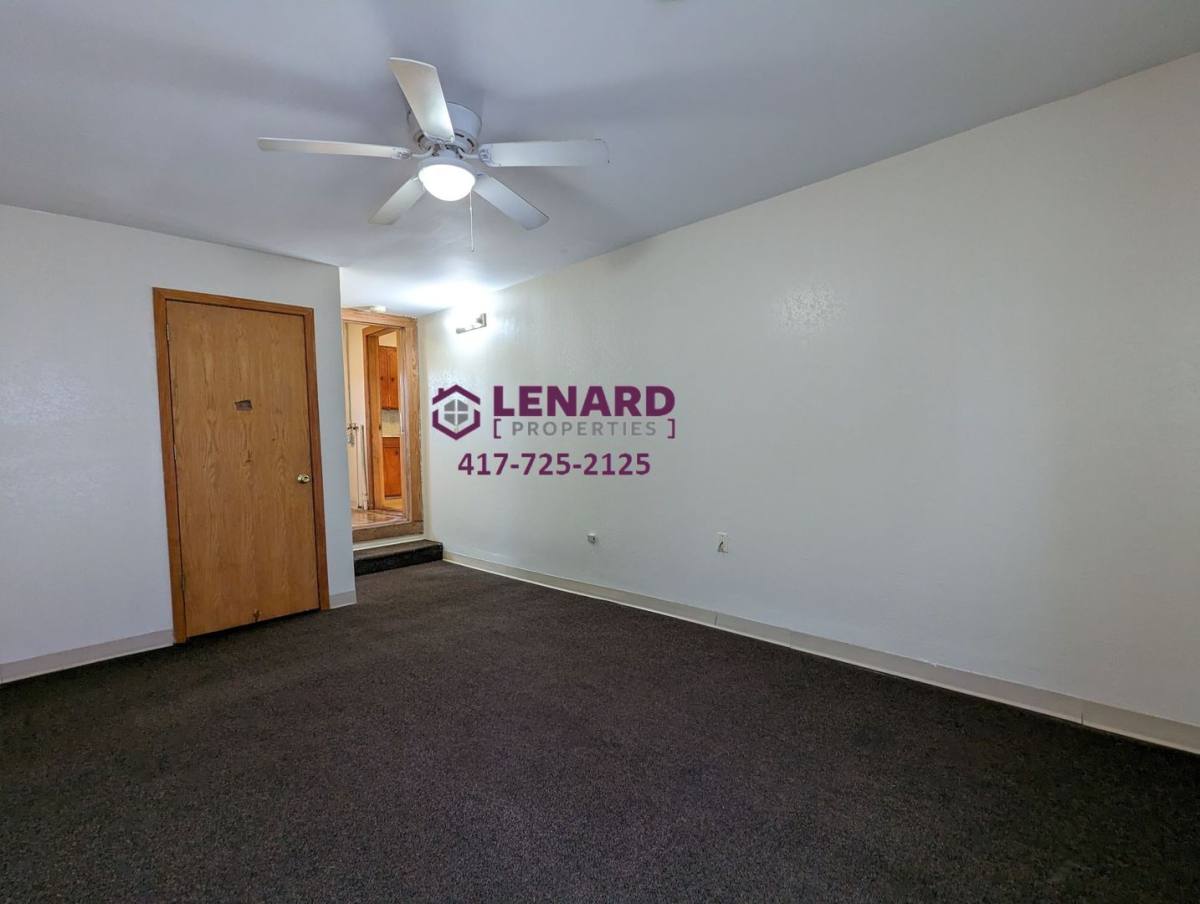 House for rent at 723 E College, Bolivar, MO 65613