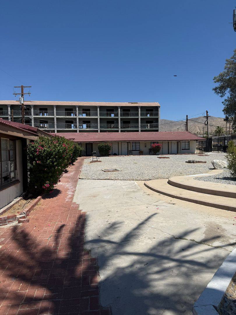 Townhouse for rent at 66540 6th St, Desert Hot Springs, CA 92240