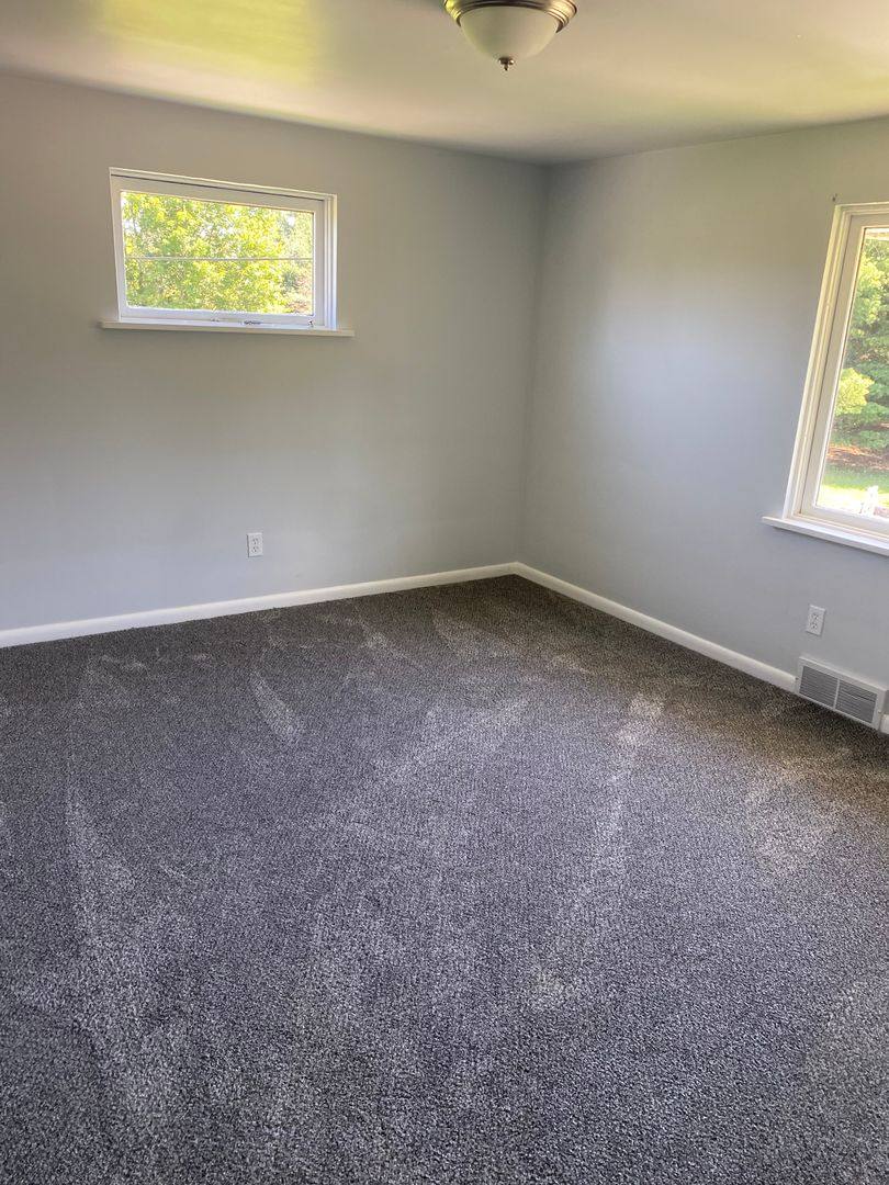 Townhouse for rent at 1314 Willowbrook Rd, New Castle, PA 16101