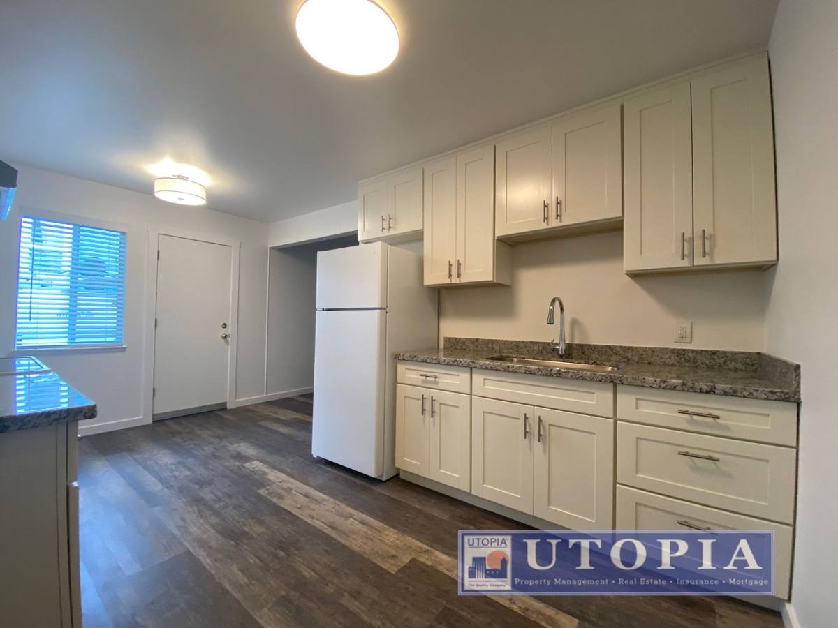 Apartment for rent at 318 Laurel St, Santa Cruz, CA 95060