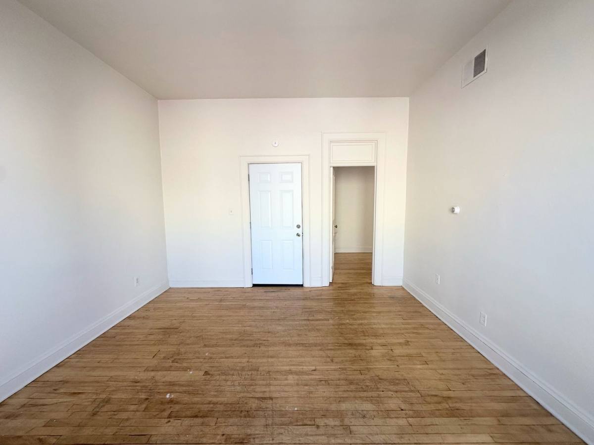 Apartment for rent at 815 Jay St, Manitowoc, WI 54220