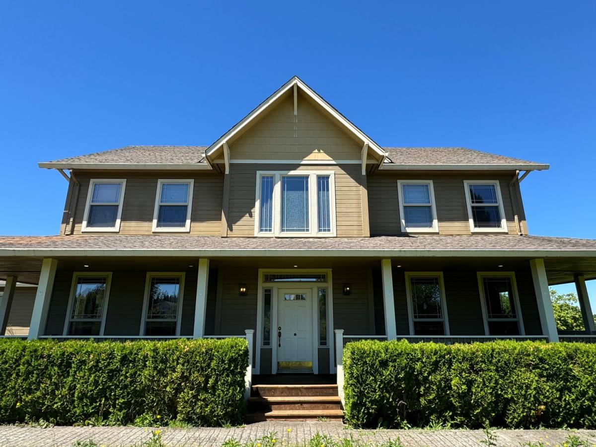 House for rent at 19383 Pine Ave, Sandy, OR 97055