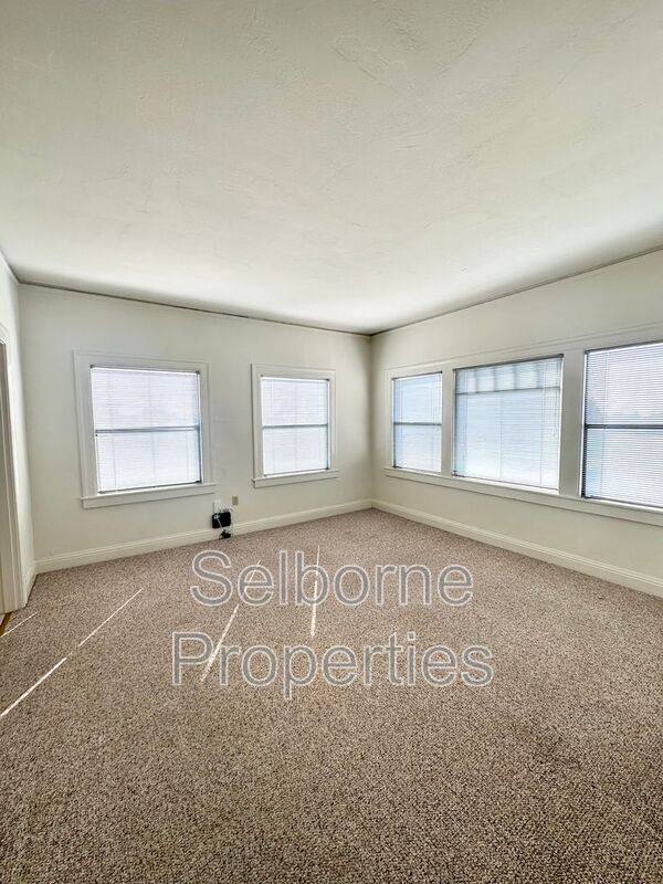Apartment for rent at 5339 Broadway, Oakland, CA 94618