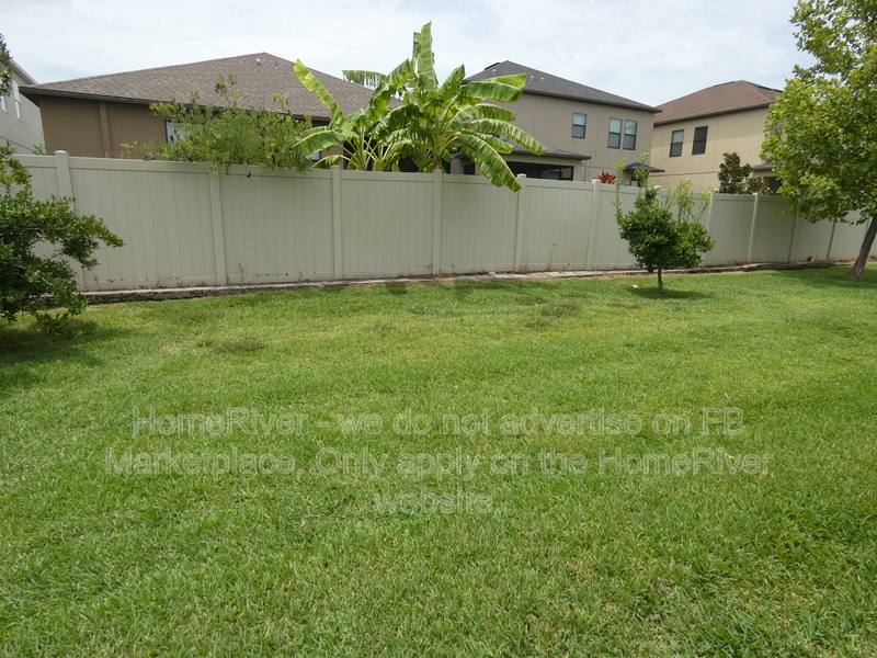 House for rent at 14044 Tropical Kingbird Way, Riverview, FL 33579