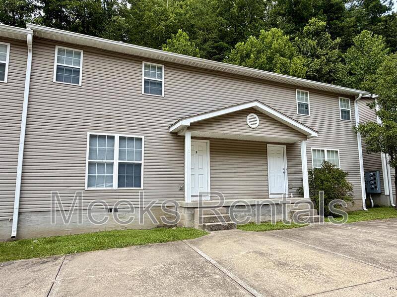 Townhouse for rent at 359 Tackett Branch Rd #3, Hurricane, WV 25526