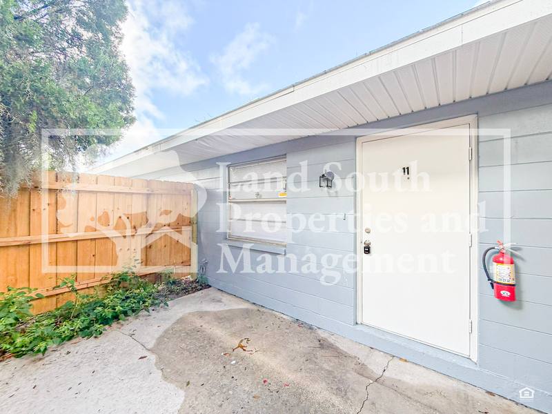 House for rent at 817 W Carole St #11, Lakeland, FL 33803