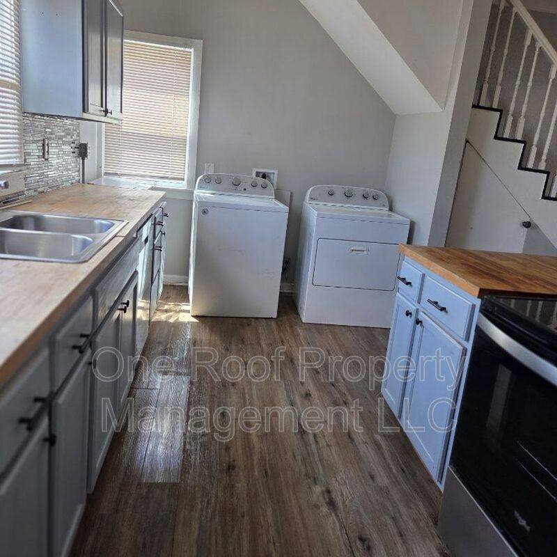 House for rent at 447 N Lawndale Ave, Kansas City, MO 64123
