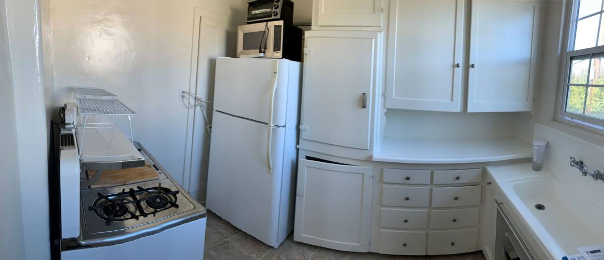 Apartment for rent at 454 Mission St, South Pasadena, CA 91030