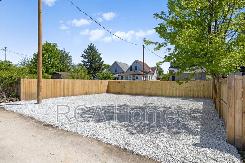 House for rent at 1436 S New Jersey St #B, Indianapolis, IN 46225