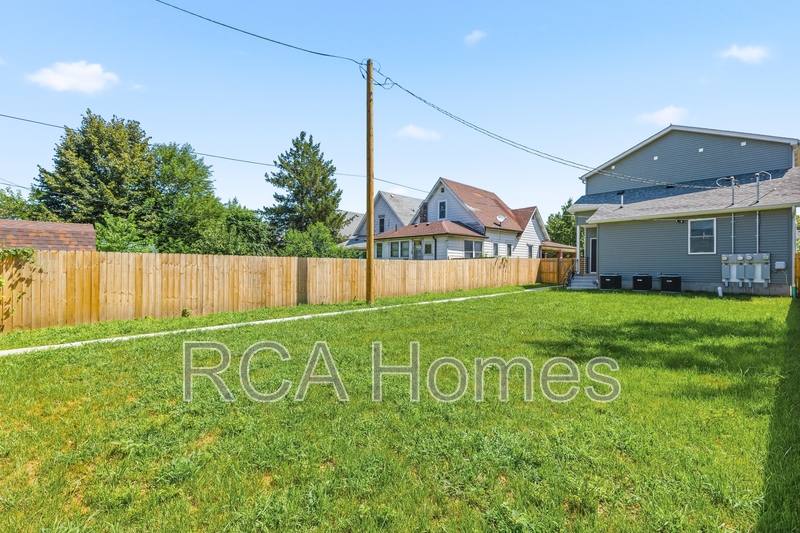 House for rent at 1436 S New Jersey St #B, Indianapolis, IN 46225