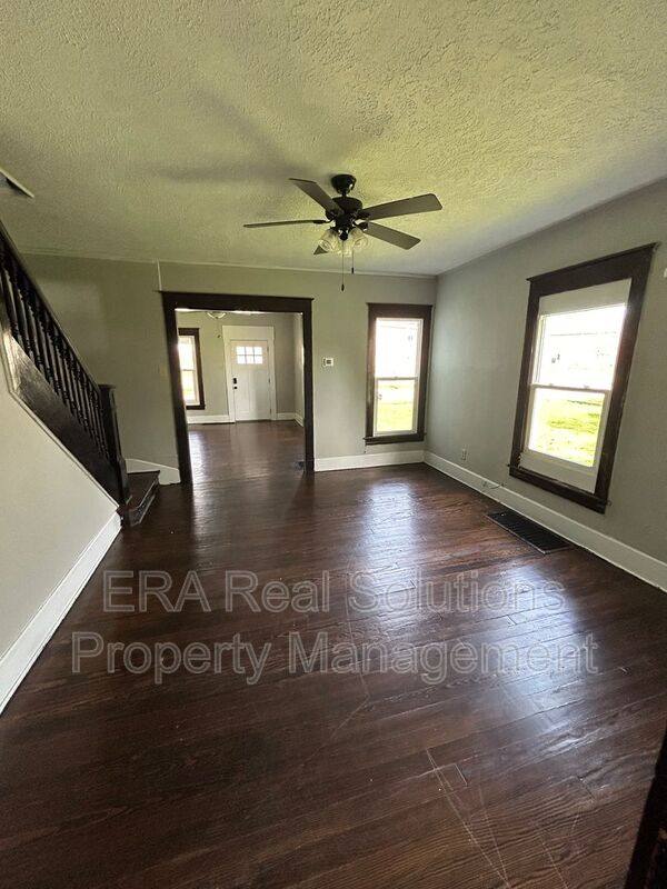 Apartment for rent at 1225 Woodside Blvd, Middletown, OH 45044