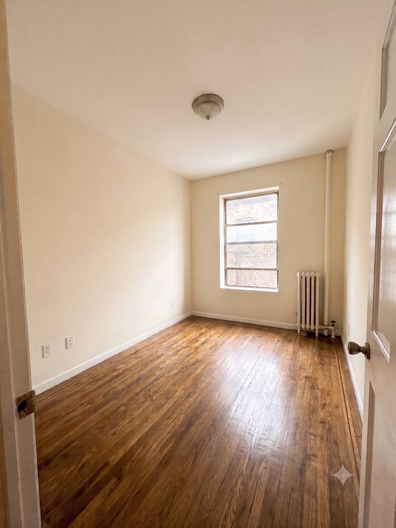 Apartment for rent at 66 Pinehurst Ave, New York, NY 10033