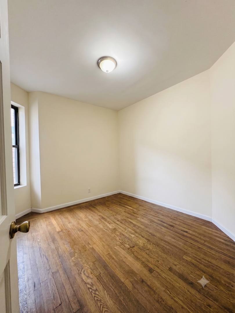 Apartment for rent at 66 Pinehurst Ave, New York, NY 10033