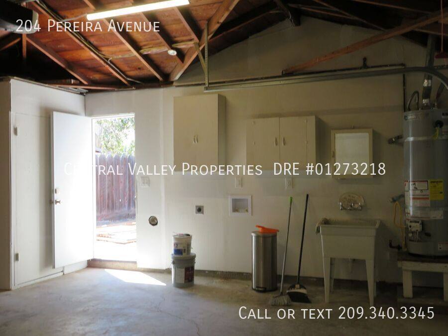 House for rent at 204 Pereira Ave, Tracy, CA 95376